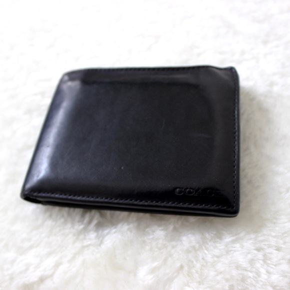 Coach classic men’s wallet - Picture 2 of 5